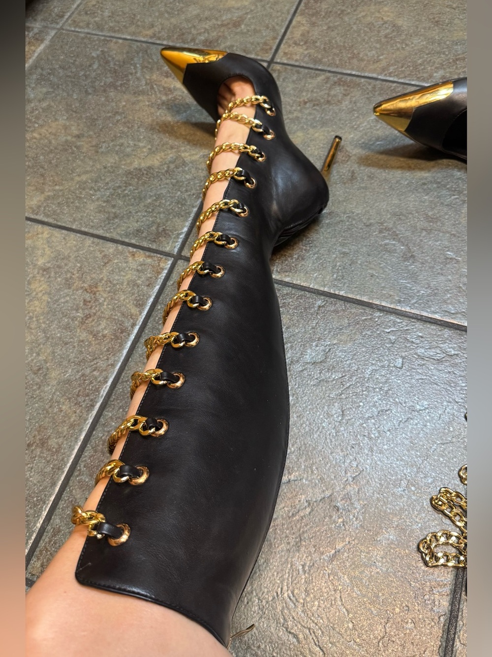 Black Leather Knee-High Stiletto Boots with Gold Chain & Toe Cap US 8 - Picture 3 of 17